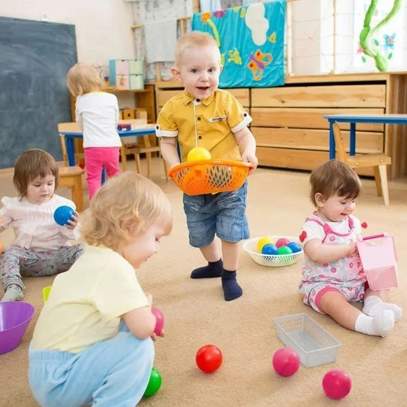 ball-pit-balls-school